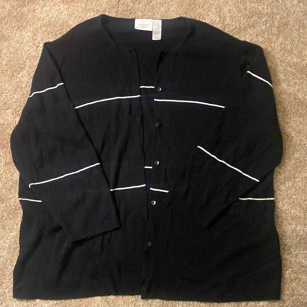 Liz Claiborne light weight 3/4 sleeve cardigan